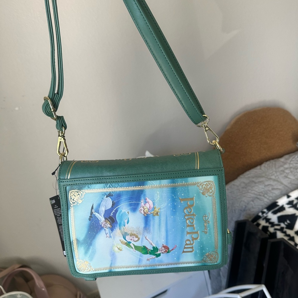 Disney Green Crossbody Bag with Frozen Design
